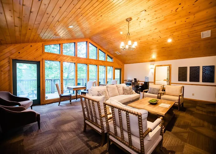 Sylvan Valley Lodge And Cellars