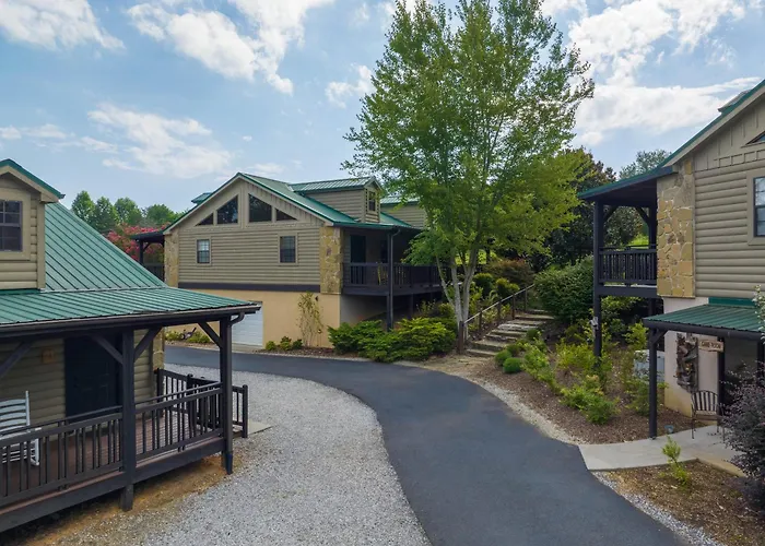 Lodge At Tellico